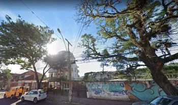 Condomínio Algarve em Porto Alegre