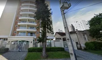 Condomínio Arc De Triomphe em Curitiba
