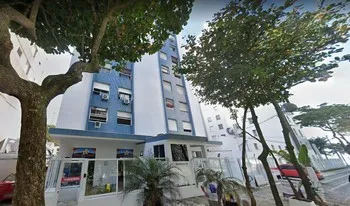 Imagem do Condomínio Bandeirantes em Guarujá