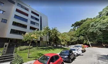 Condomínio Bosque Do Papa em Curitiba