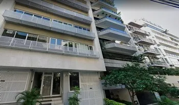 Condomínio Bruno Floris em Rio de Janeiro