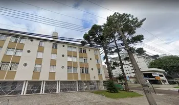 Condomínio Canavieiras em Curitiba