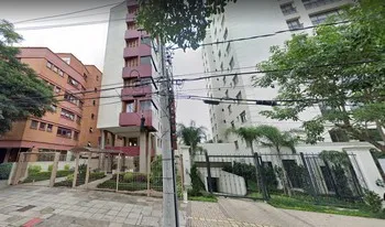 Condomínio Cannes em Porto Alegre