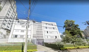Condomínio Castro Alves em Curitiba