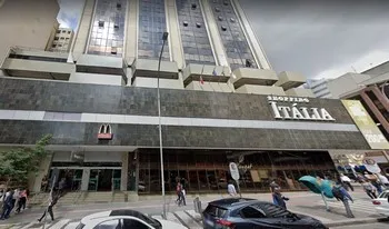 Condomínio Centro Comercial Italia em Curitiba