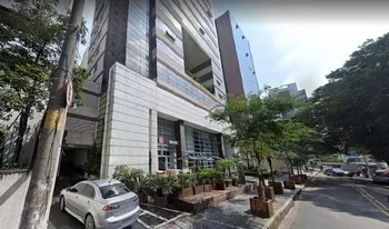 Condomínio Centro Medico Das Aroeiras em São Paulo