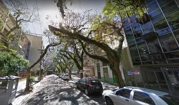 Condomínio Centro Profissional Castro Alves em Porto Alegre