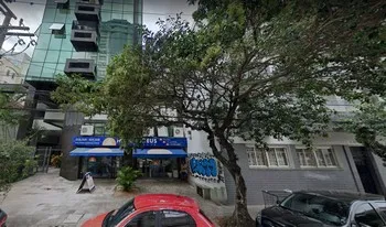 Condomínio Centro Profissional Couto e Silva em Porto Alegre