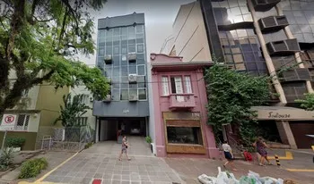 Condomínio Centro Profissional Mauricio Cardoso em Porto Alegre