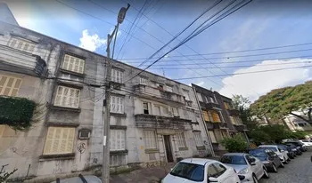 Condomínio Cesar Lombroso em Porto Alegre