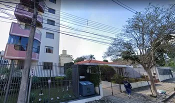 Condomínio Cezira em Curitiba