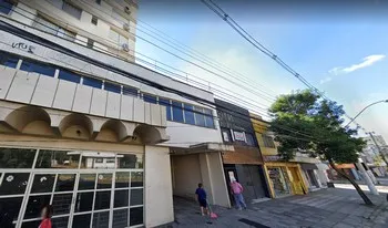 Condomínio Clemenciano Barnasque em Porto Alegre