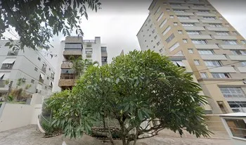 Condomínio Conde D Toledo em Porto Alegre