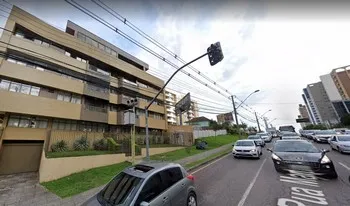Condomínio Deocléciano Carneiro em Curitiba