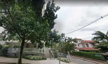 Condomínio Domus Trinite em Porto Alegre