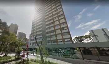 Condomínio Dona Amélia em Curitiba