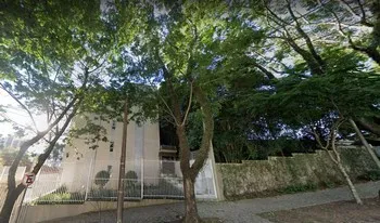 Condomínio Dona Aurora em Curitiba