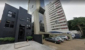 Condomínio Engenheiro Paulo Izzo em São Paulo