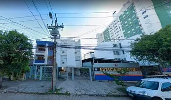 Condomínio Esmoriz Ii em Porto Alegre