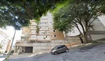 Condomínio Esther Ferreira Lucio em Belo Horizonte
