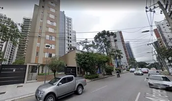 Condomínio Fernando Pessoa em Curitiba