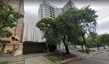 Condomínio Fernão De Magalhães em Curitiba