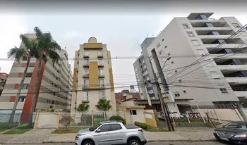 Condomínio Hannover Residence em Curitiba