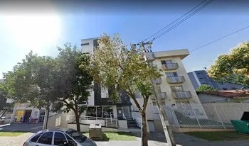 Condomínio Iatagan em Curitiba