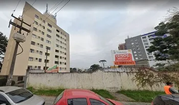 Condomínio Ille De France I em Curitiba