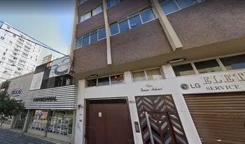 Condomínio Irineu Antunes em Curitiba