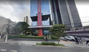 Condomínio Joaquim Floriano 100 em São Paulo