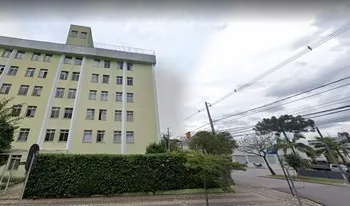 Condomínio Lombardia em Curitiba