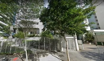 Condomínio Long Stay Bela Cintra em São Paulo