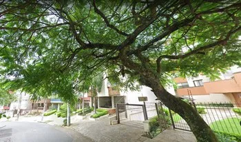 Condomínio Lugano em Porto Alegre