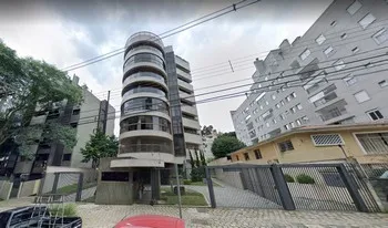 Condomínio Maison Montreux em Curitiba