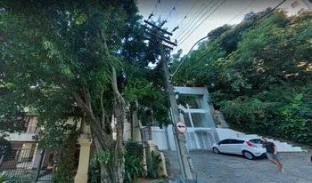 Condomínio Maison Paris em Porto Alegre