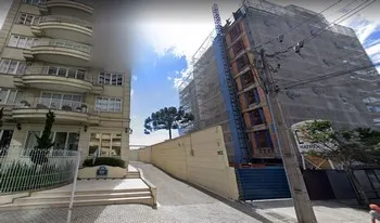 Condomínio Mansão Paris em Curitiba