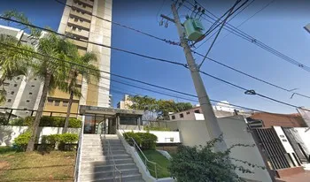 Condomínio Menotti Del Picchia em Campinas