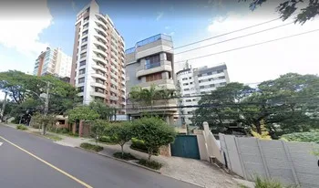 Condomínio Mirantes De Cervantes em Porto Alegre