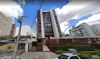 Condomínio Mirzan em Curitiba