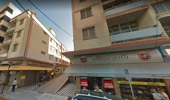 Imagem do Condomínio Mixto De Garagens E Apartamentos Ana Alice Irmãos Bulk em Serra Negra