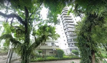 Condomínio Monte Real em Porto Alegre