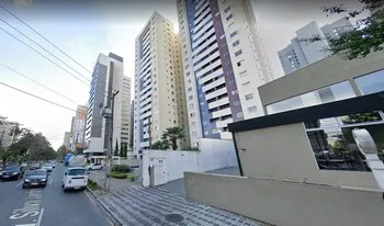Condomínio Pamplona Tower em Curitiba
