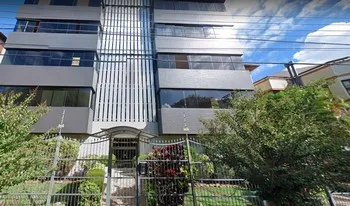 Condomínio Paris em Porto Alegre