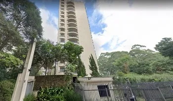 Condomínio Petit Royal em São Paulo