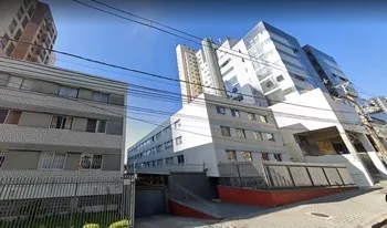 Condomínio Petrópolis em Curitiba