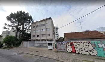 Condomínio Piazza De Parma em Curitiba