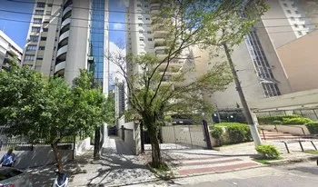 Condomínio Pinheiros Center em São Paulo