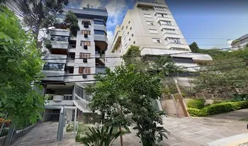 Condomínio Plaza Del Almirante em Porto Alegre