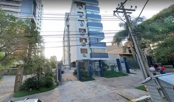 Condomínio Plaza Ravena em Porto Alegre